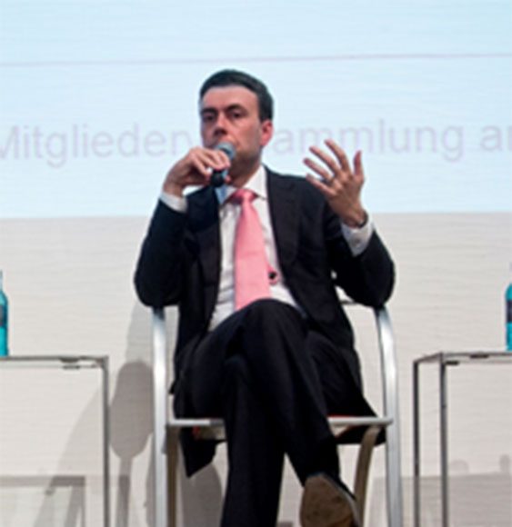 Dr. Nils Schmid Dr. Nils Schmid