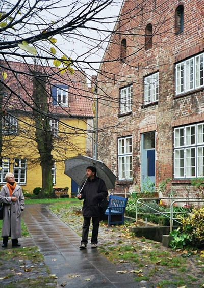 2f7bb693f9e8b1bbf875f0818996978d