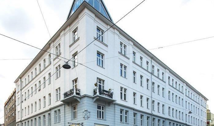 Altbau-Perle-an-kühler-Meile-2