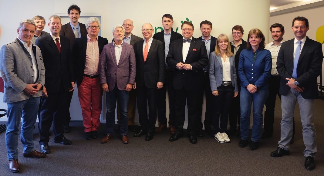 Trauer um Hansjörg Bach - Geislinger Konvention Trauer um Hansjörg Bach - Geislinger Konvention